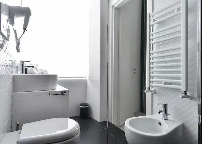 Lata Luxury Roma