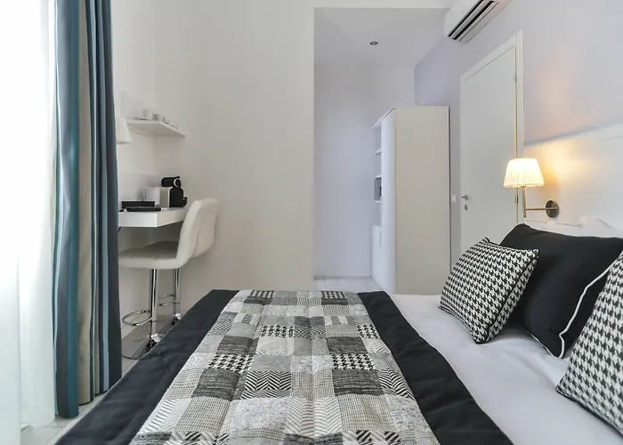 Lata Rooms Guest house Rome